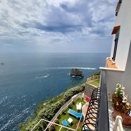 - Casa Gianna Praiano